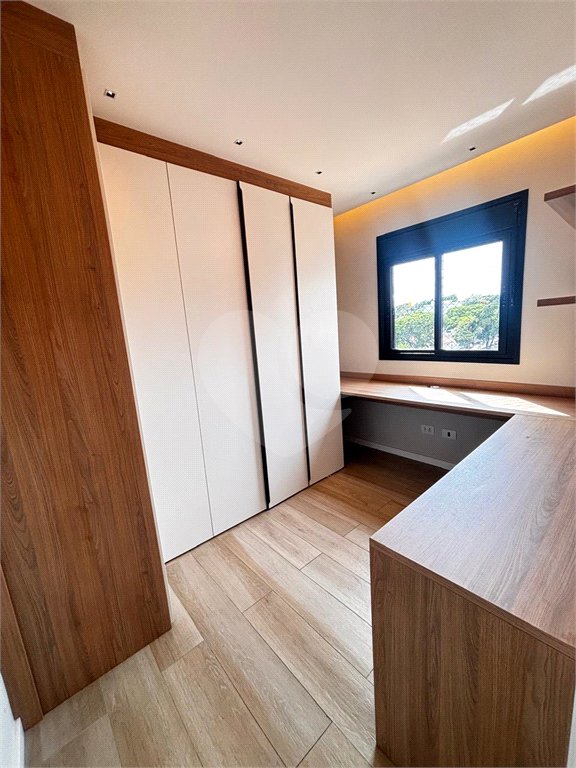 Apartamento à venda com 3 quartos, sendo 1 suíte,  em Jardim Oswaldo Cruz, São José dos Campos, SP
