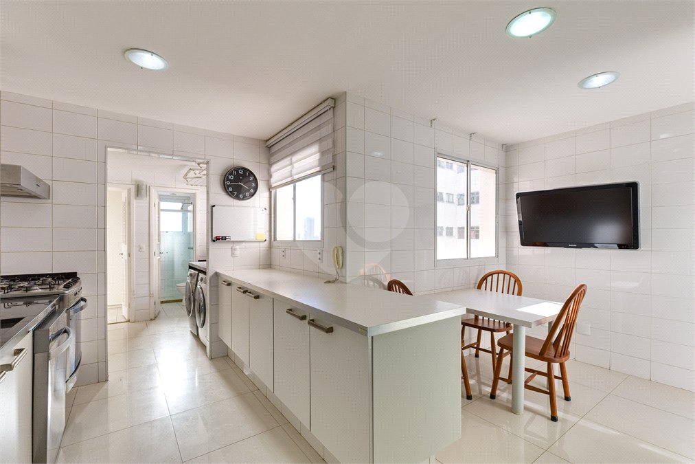 Apartamento à venda com 3 suítes em Alto da Boa Vista, São Paulo, SP