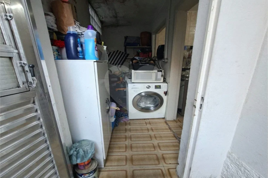 Casa Térrea à venda com 5 quartos, sendo 1 suíte,  em Chora Menino, São Paulo, SP