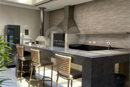 Apartamento à venda com 3 quartos, sendo 1 suíte, em Vila Regente Feijó, São Paulo, SP