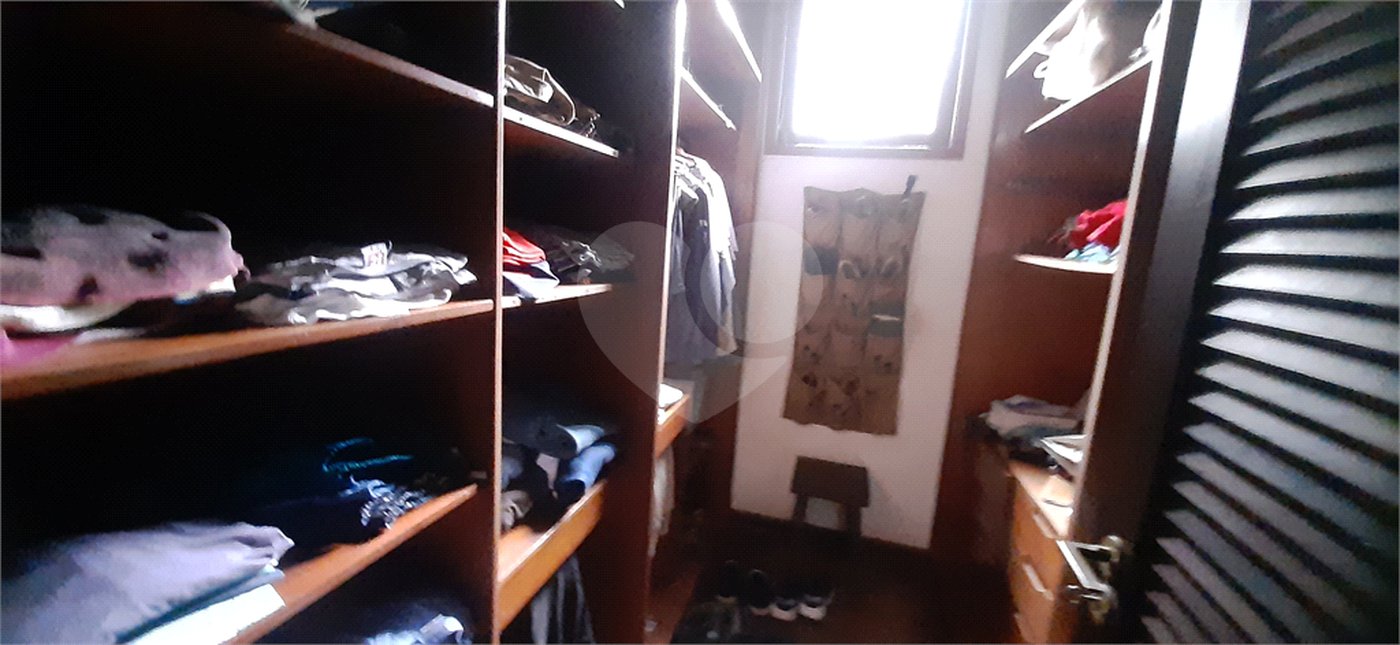 Casa Térrea à venda com 4 quartos, sendo 2 suítes, em Serra da Cantareira, Mairiporã, SP