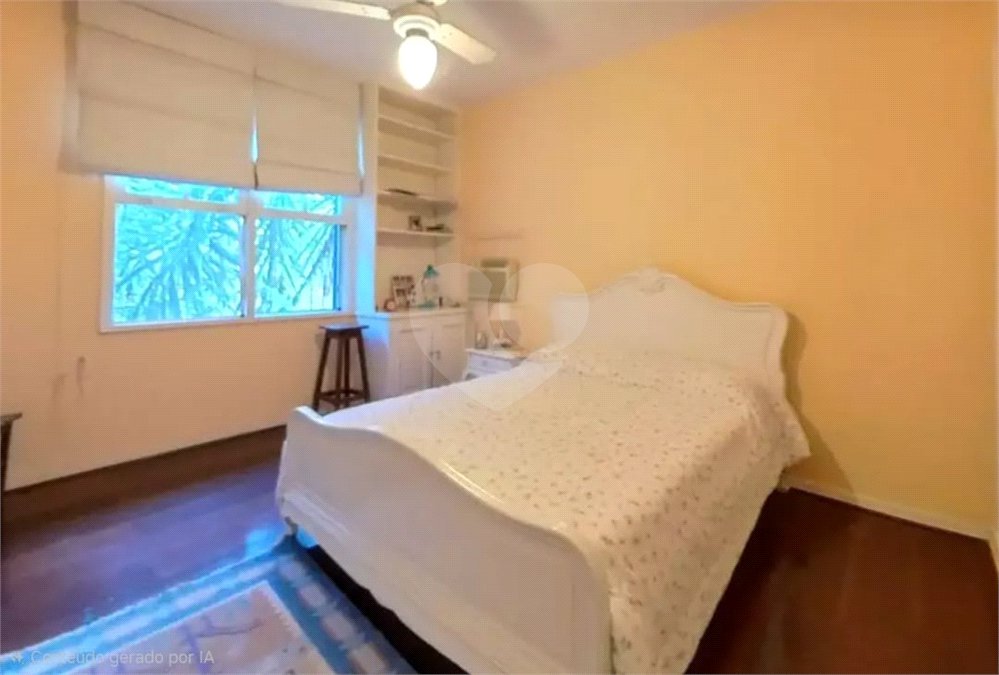 Casa à venda com 4 quartos, sendo 2 suítes,  em Jardim Botânico, Rio de Janeiro, RJ