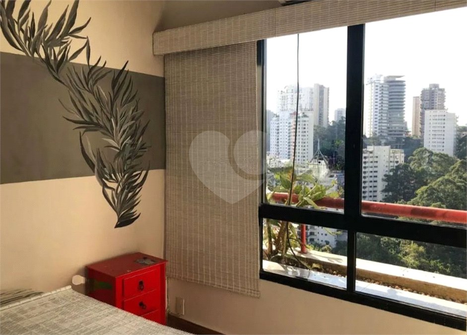 Cobertura à venda com 3 suítes em Vila Andrade, São Paulo, SP