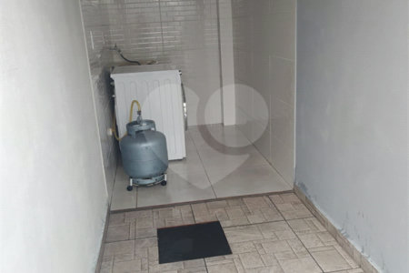 Sobrado à venda com 3 quartos, sendo 1 suíte,  no Centro, Bom Jesus dos Perdões, SP