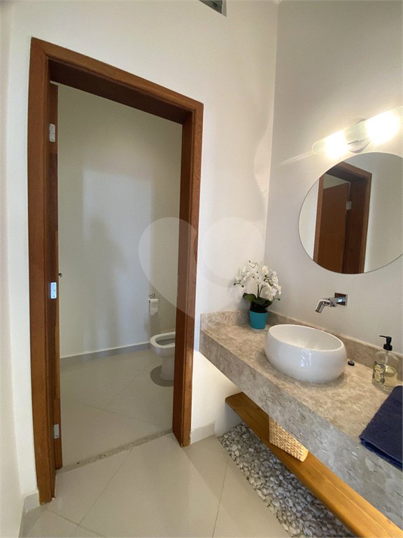 Casa à venda com 3 suítes no condomínio Palmeiras Imperiais, Salto - SP