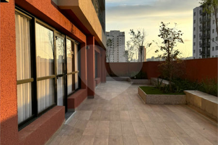Flat à venda com 2 quartos em Vila Firmiano Pinto, São Paulo, SP