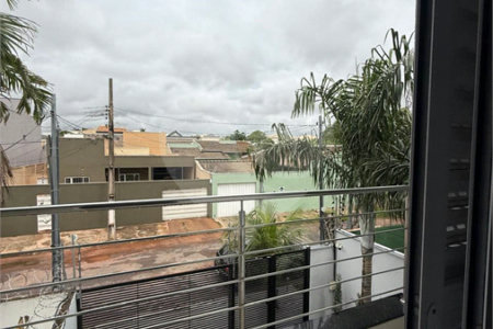 Sobrado à venda com 3 suítes em Santa Cruz, Cuiabá, MT