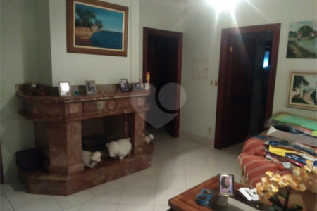 Casa à venda com 4 quartos, sendo 2 suítes,  no condomínio Acmti - Colinas do Mosteiro, Terras de Itaici e Recanto dos Pássaros, Indaiatuba - SP