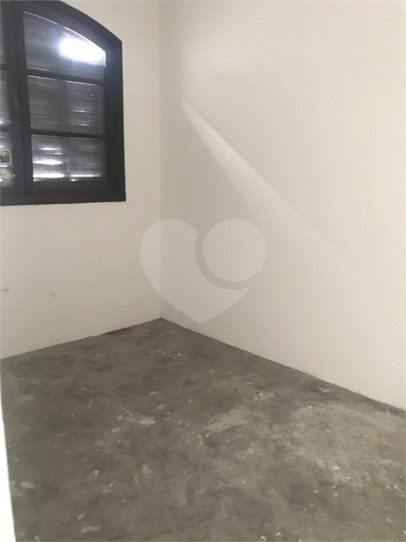 Sobrado à venda com 3 quartos em Vila Sacadura Cabral, Santo André, SP