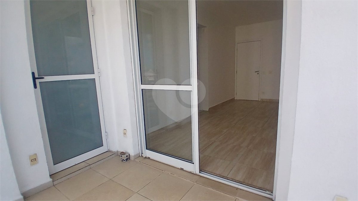 Apartamento para alugar com 2 quartos, sendo 1 suíte, em Vila Anastácio, São Paulo, SP
