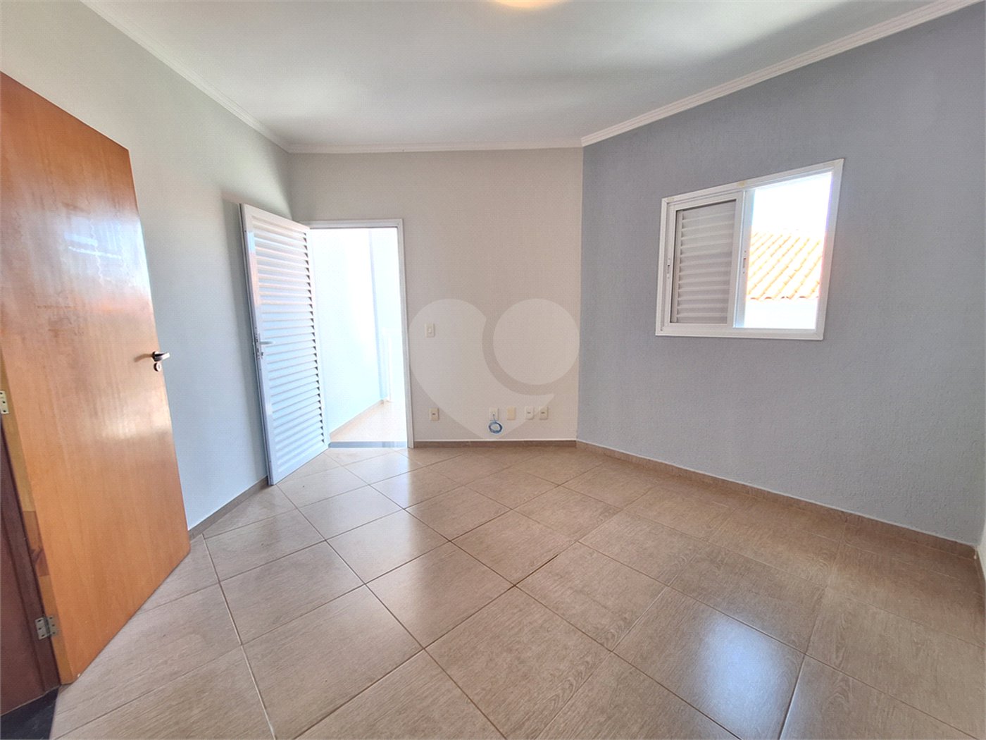 Casa à venda com 4 suítes no condomínio Terras de São Francisco, Vinhedo - SP