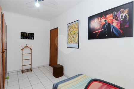 Casa à venda com 4 quartos, sendo 1 suíte, em Jardim Nova Taboão, Guarulhos, SP