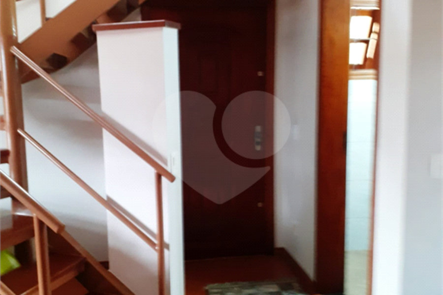 Sobrado à venda com 3 quartos, sendo 1 suíte, em Vila Nova Cachoeirinha, São Paulo, SP