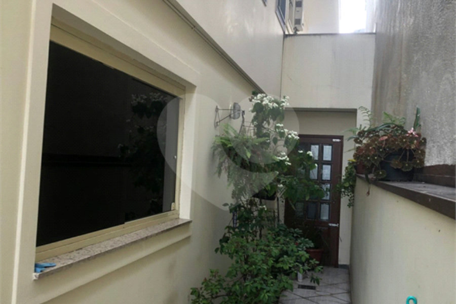 Sobrado à venda com 4 quartos, sendo 1 suíte, em Santana, São Paulo, SP