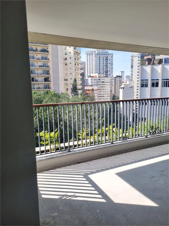 Apartamento à venda com 4 suítes em Cerqueira César, São Paulo, SP