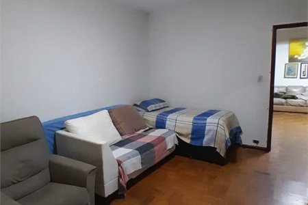 Casa à venda com 3 quartos, sendo 1 suíte, em Alto da Lapa, São Paulo, SP