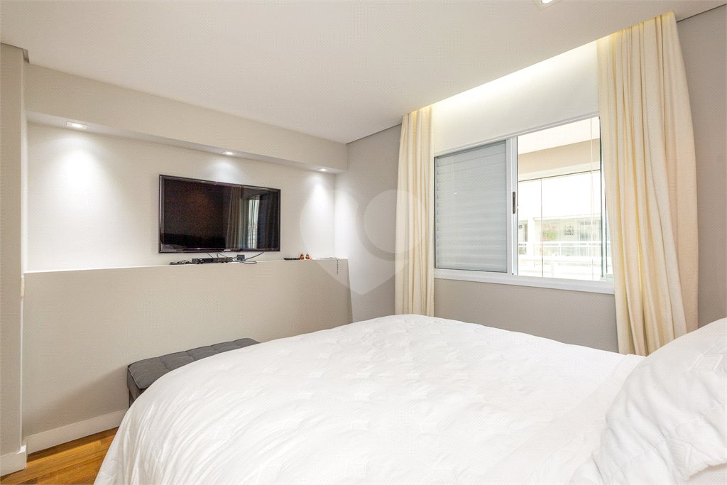 Apartamento à venda ou para alugar com 2 quartos, sendo 1 suíte, em Vila Olímpia, São Paulo, SP