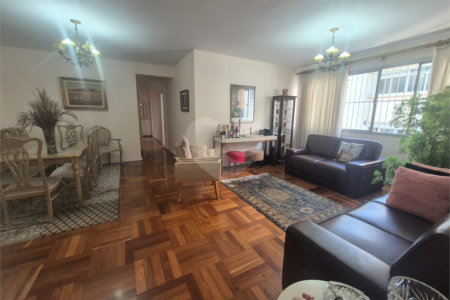 Apartamento à venda com 3 quartos, sendo 1 suíte, em Itaim Bibi, São Paulo, SP