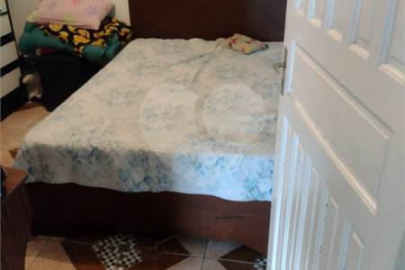 Casa à venda com 3 quartos, sendo 1 suíte, em Taba Marajoara, Suzano, SP