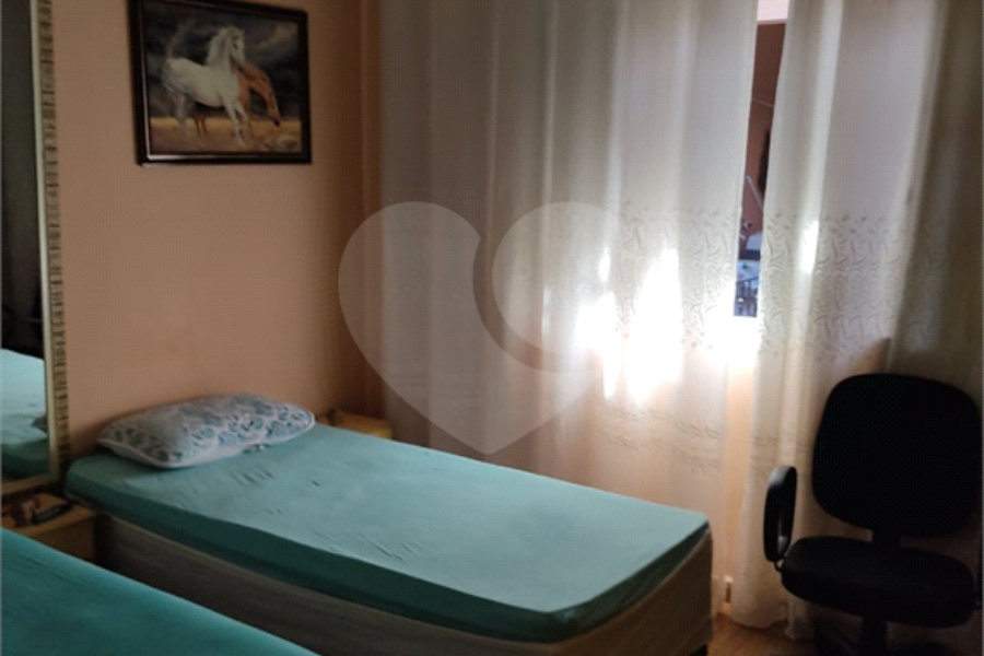 Sobrado à venda com 3 quartos, sendo 1 suíte, em Vila Nova Cachoeirinha, São Paulo, SP