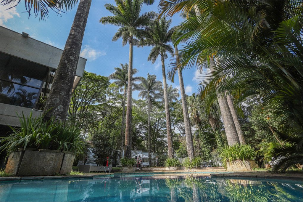 Casa à venda com 4 suítes em Alto da Boa Vista, São Paulo, SP