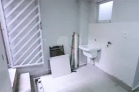 Casa à venda com 3 suítes em Jardim Santo Elias, São Paulo, SP