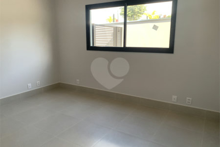Casa à venda ou para alugar com 4 quartos, sendo 3 suítes, no condomínio Alphaville Nova Esplanada 1, Votorantim - SP