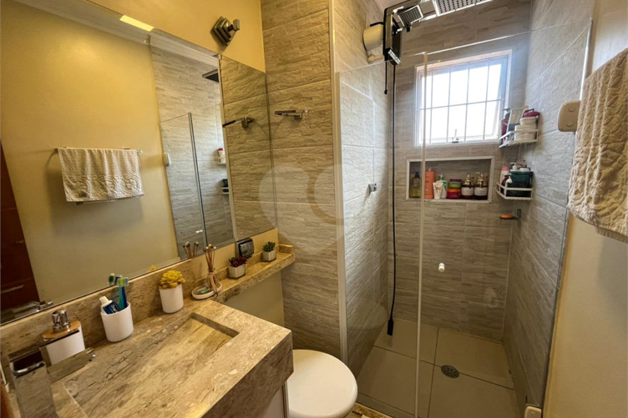 Sobrado à venda com 3 quartos, sendo 1 suíte, em Jaçanã, São Paulo, SP