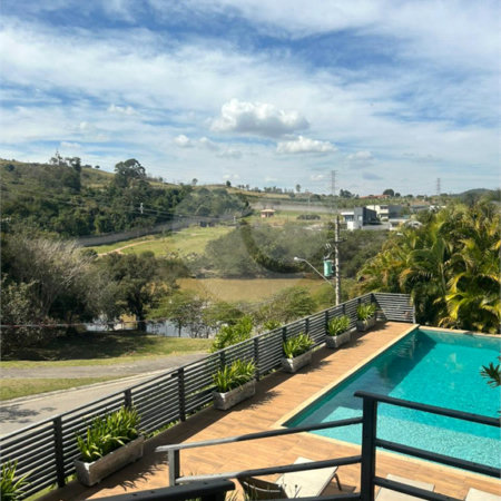 Casa à venda com 3 suítes no condomínio Campo de Toscana, Vinhedo - SP