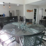 Casa de Alto Padrão com 5 Suítes e Lazer Completo– Guarujá