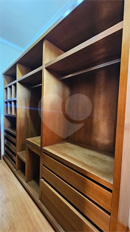 Casa à venda com 5 quartos, sendo 3 suítes,  no condomínio Colinas do Magarça, Rio de Janeiro - RJ