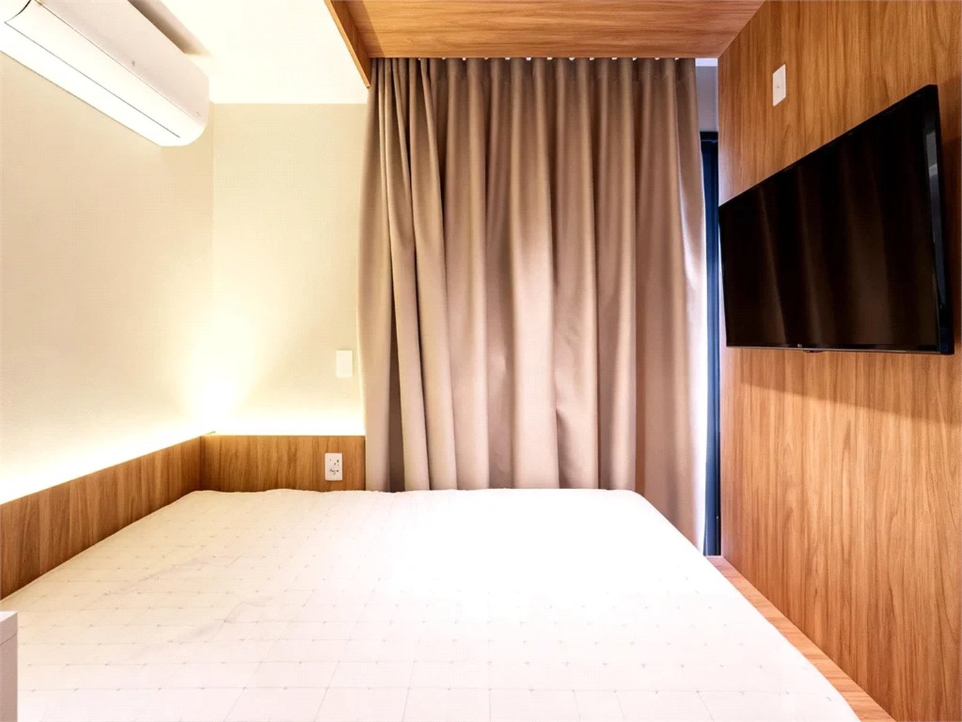 Apartamento à venda com 2 quartos, sendo 1 suíte,  em Vila Cordeiro, São Paulo, SP