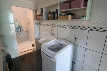 Casa à venda ou para alugar com 2 quartos, sendo 1 suíte, no condomínio Sem Nome Estrada Guandu do Sapê 1444, Rio de Janeiro - RJ