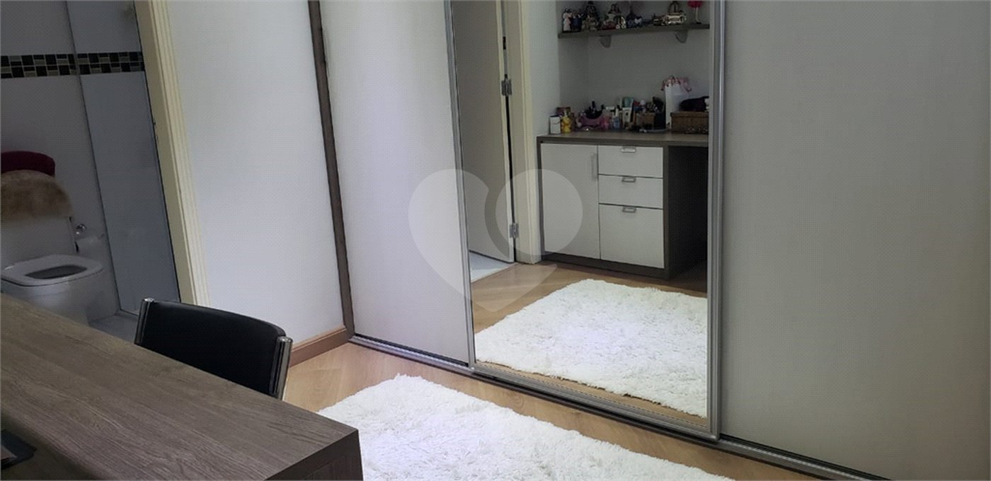 Sobrado à venda com 3 suítes em Santana, São Paulo, SP