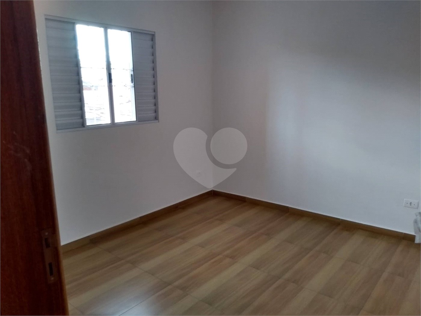 Apartamento à venda com 1 quarto em Jardim Maria José, Votorantim, SP