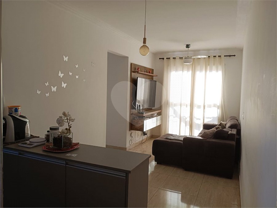 Apartamento à venda ou para alugar com 3 quartos, sendo 1 suíte, em Parque São Lourenço, São Paulo, SP