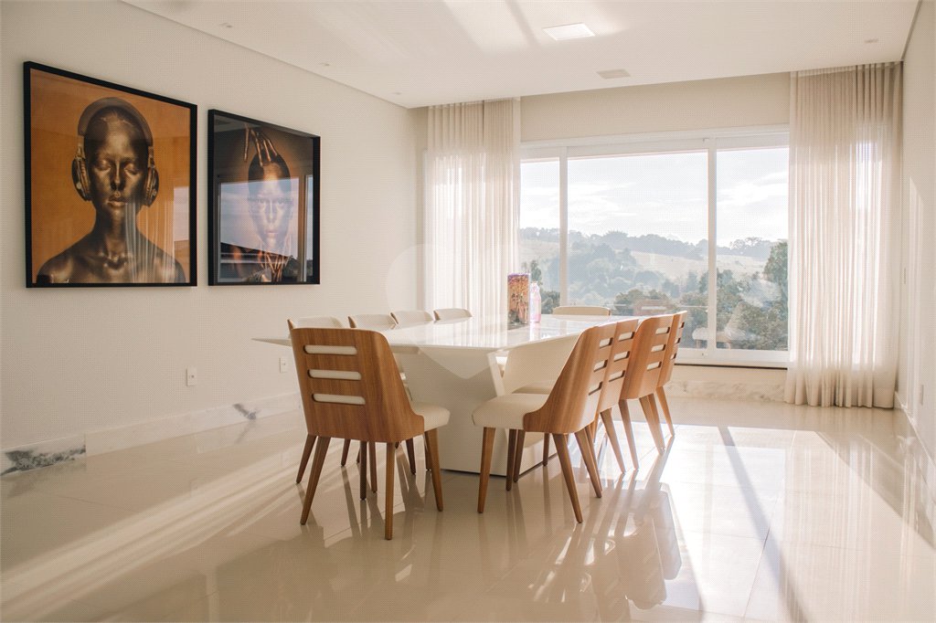 Casa à venda com 4 suítes no condomínio Residencial Saint Charbel, Araçoiaba da Serra - SP