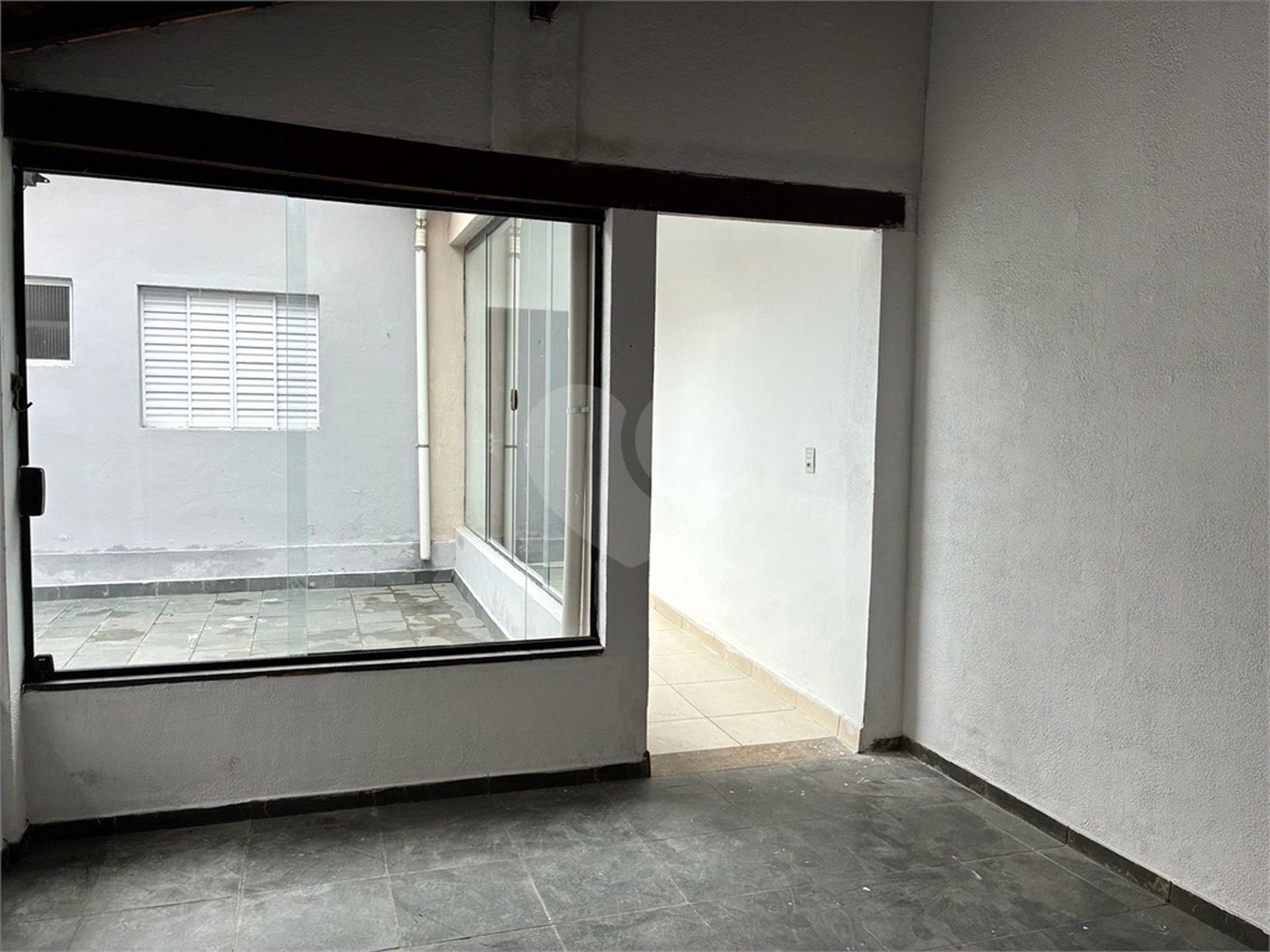 Casa à venda com 3 quartos, sendo 1 suíte,  em Vila Figueira, Suzano, SP