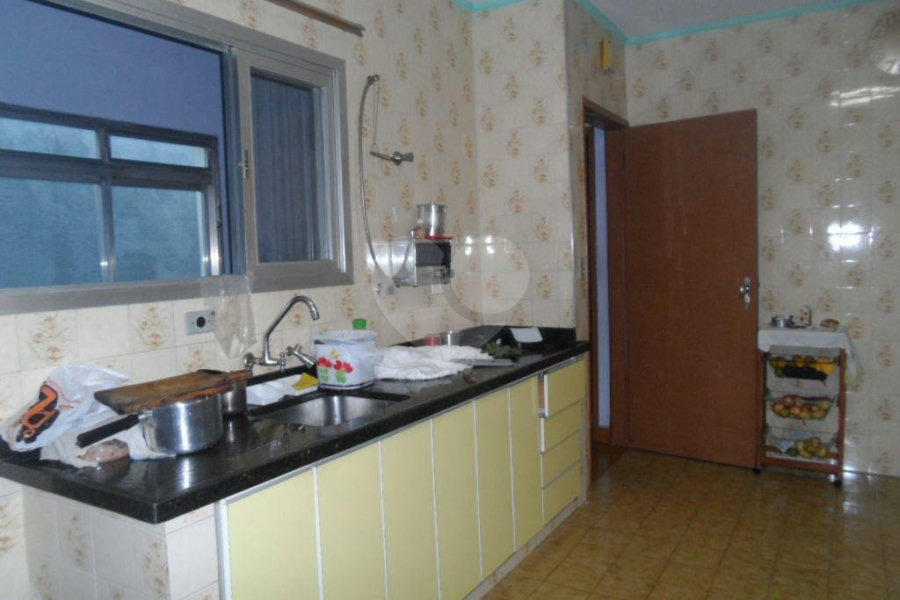 Sobrado à venda com 3 quartos, sendo 1 suíte, em Tremembé, São Paulo, SP