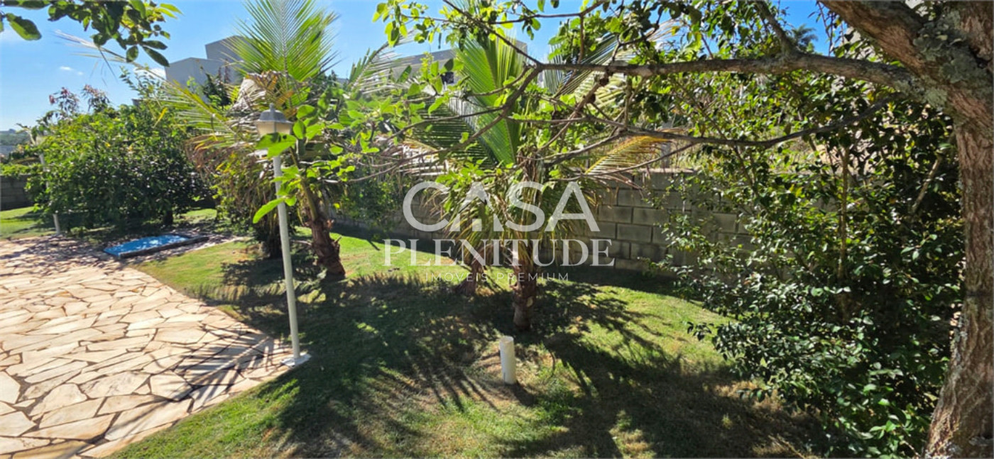 Casa em condomínio à venda ou para alugar com 3 quartos, sendo 1 suíte, em Village da Serra, Araçoiaba da Serra, SP