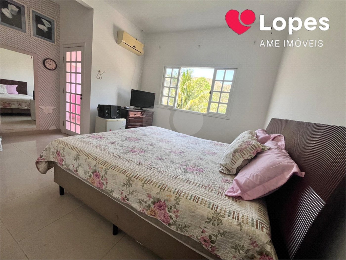 Casa à venda com 4 quartos, sendo 3 suítes, no condomínio Fazenda Cantagalo, Rio de Janeiro - RJ