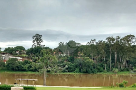 Casa à venda ou para alugar com 5 quartos, sendo 4 suítes,  no condomínio Equilibrium, Atibaia - SP