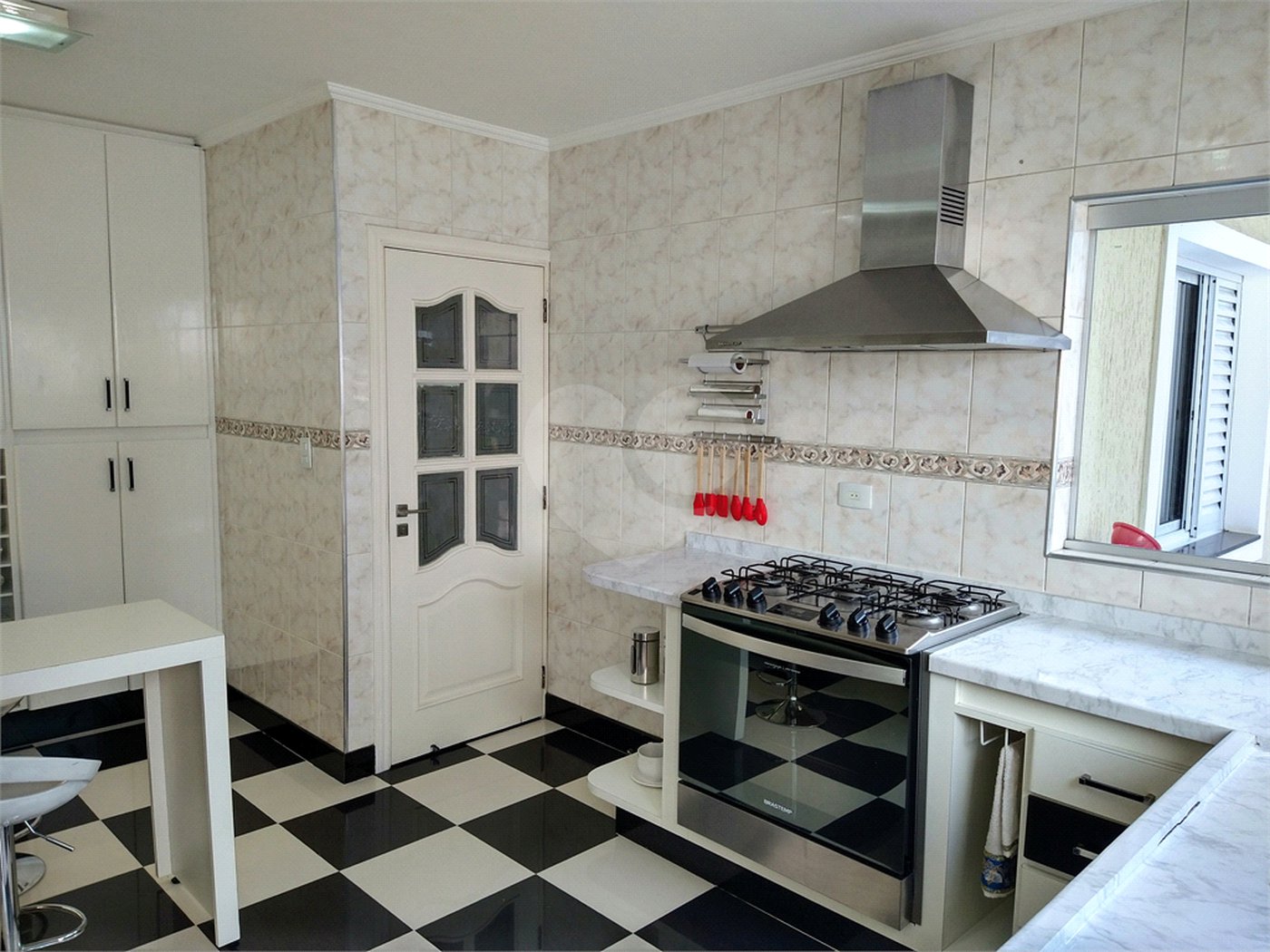 Casa à venda com 3 quartos, sendo 1 suíte, em Jardim Franca, São Paulo, SP