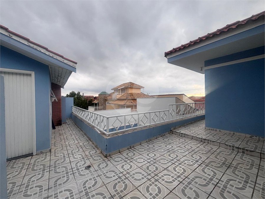 Casa à venda com 3 suítes no condomínio Granja Olga II, Sorocaba - SP