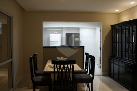 Apartamento à venda com 3 suítes em Santa Teresinha, São Paulo, SP