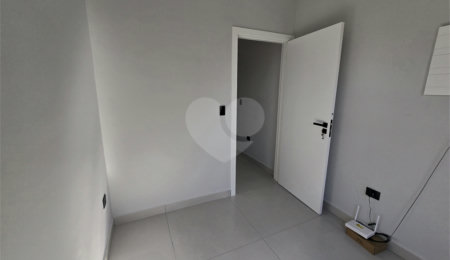Casa Térrea à venda com 3 quartos, sendo 1 suíte,  em Laranja Azeda, Atibaia, SP