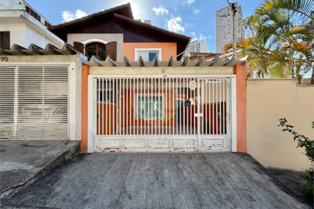 Sobrado à venda com 3 quartos, sendo 1 suíte, em Campo Grande, São Paulo, SP