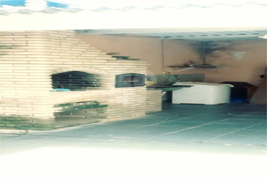 Sobrado à venda com 4 quartos, sendo 2 suítes, em Jardim Munhoz, Guarulhos, SP