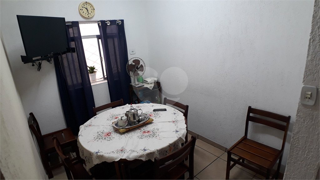 Casa Térrea à venda com 5 quartos, sendo 2 suítes,  em Parada Inglesa, São Paulo, SP