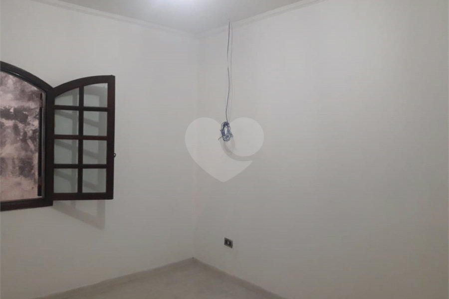 Sobrado à venda com 4 quartos, sendo 1 suíte, em Jaçanã, São Paulo, SP